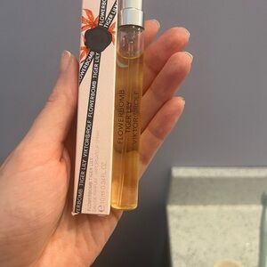 Flowerbomb tiger lily